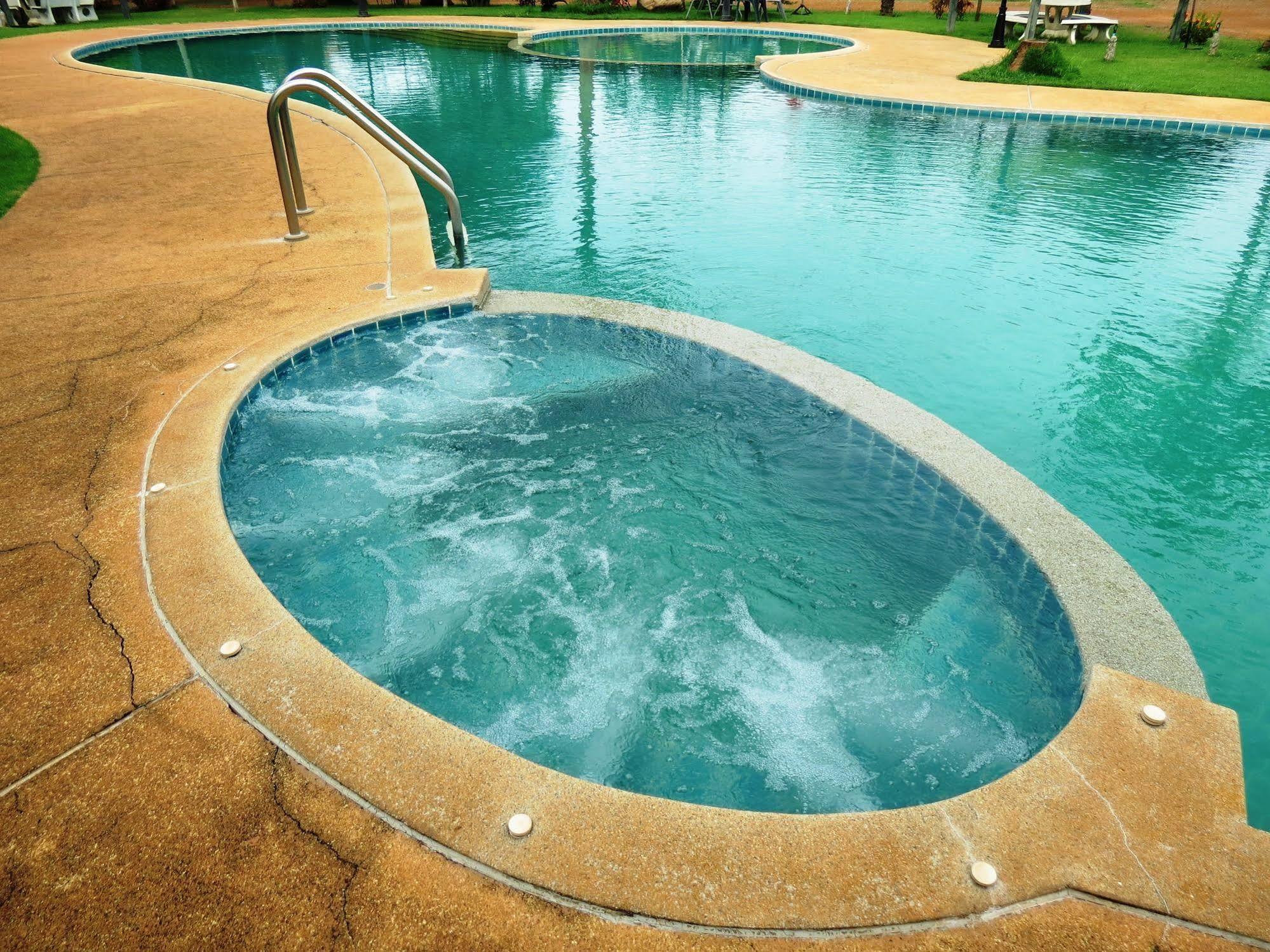 Khun Han Pongsin Resort מראה חיצוני תמונה